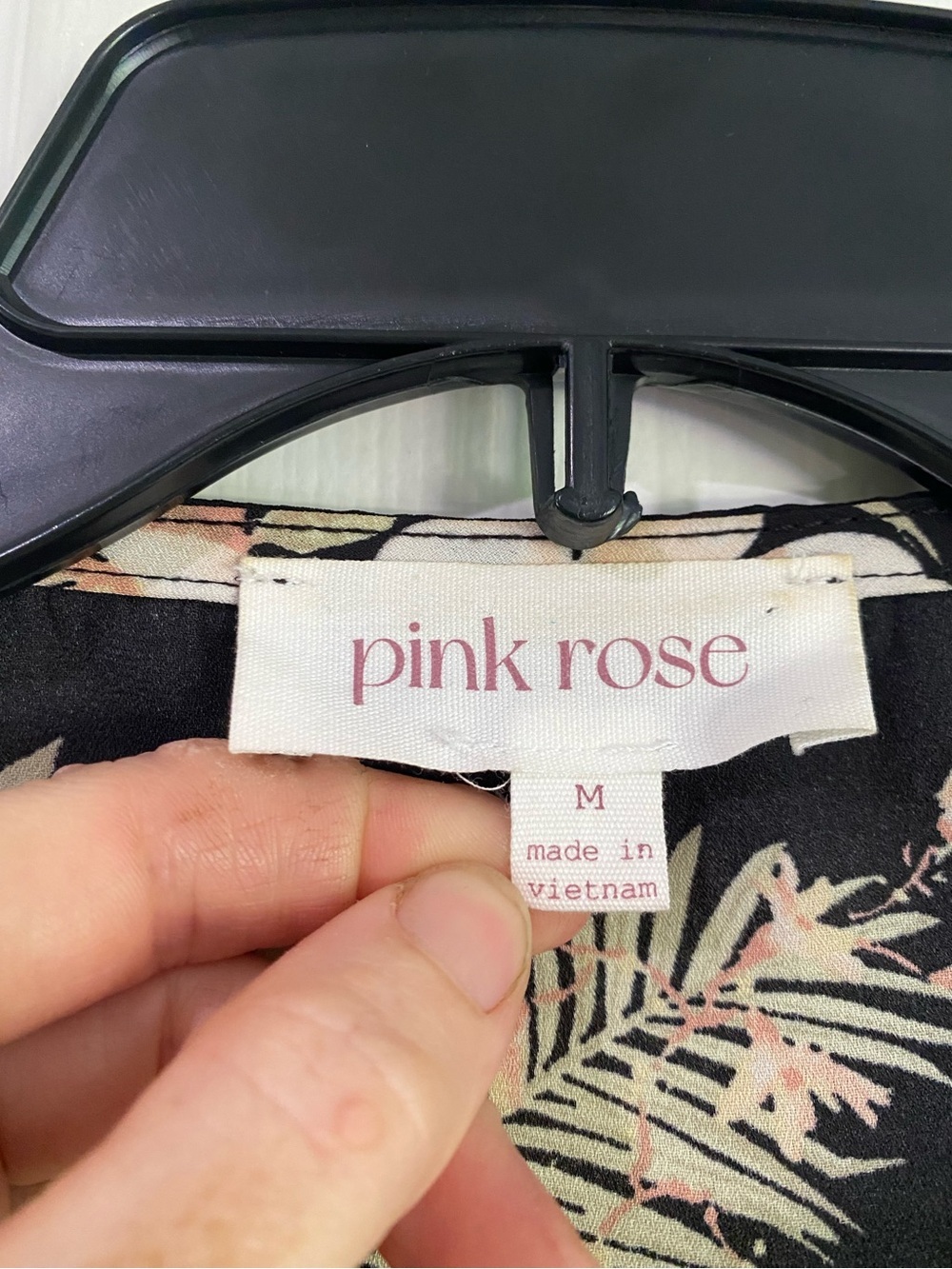 Pink Rose Kimono Black Pink Open Front Medium Boho Resort Hawaiian Tropical - Picture 6 of 12